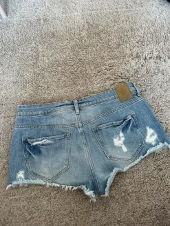 Discount H&M Low waist farkkushortist