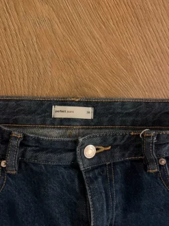 New Gina Tricot low wide jeans