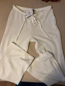 Online Gina Tricot läpinäkyvät housut