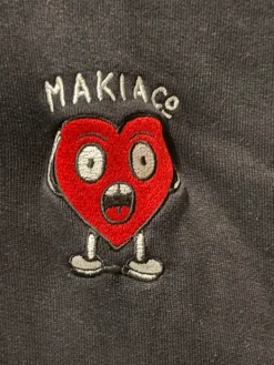 Online Makia musta huppari