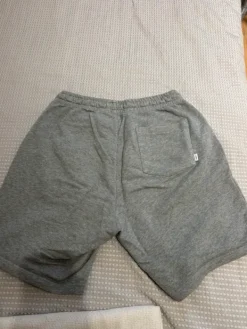 Online Makia n shortsit