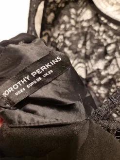 Outlet Dorothy Perkins Mekko