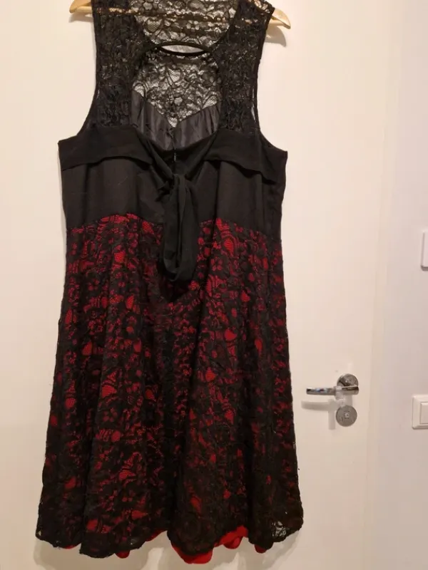 Outlet Dorothy Perkins Mekko