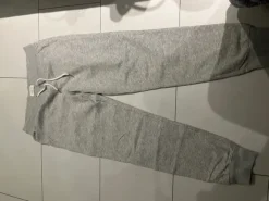 Sale Miesten college housut