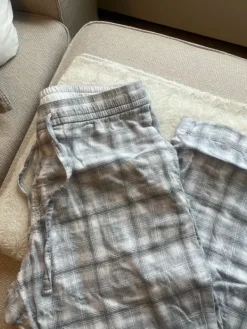 Sale H&M miesten harmaat pyjamahousut