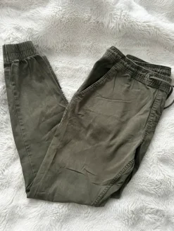 New Sinsay Miesten jogger housut