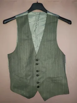 Clearance Miesten liivi, Koko 52/L