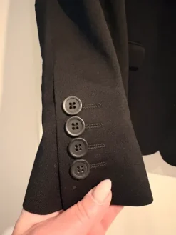 Online Dressmann Miesten musta puku