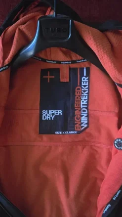 Superdry Miesten musta ulkoilutakki