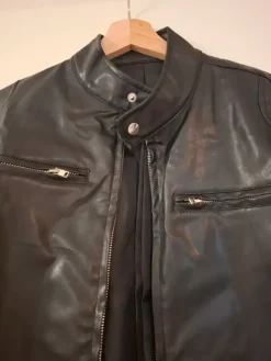 New Miesten nahkatakki