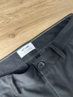 Clearance ONLY & SONS Miesten suorat housut