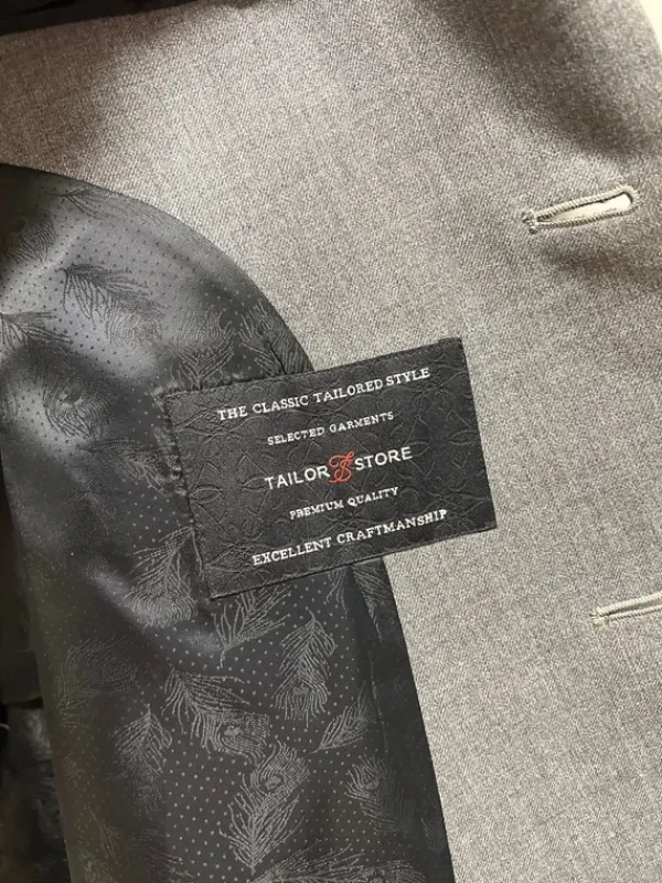 Outlet tailor store Miesten puku