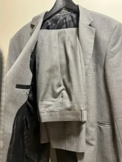 Outlet tailor store Miesten puku