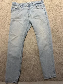 Clearance Pull & Bear Miesten farkut