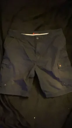 Best Miesten reisitasku shortsit | Vinted