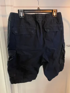 Outlet H&M Miesten shortsit