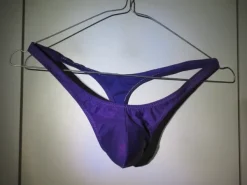 Sale KriszSartoria Miesten string-malliset uimahousut