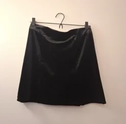 Discount Monki Minihame