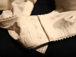 Outlet Miss Mary rintaliivit