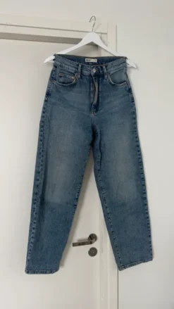 Sale Gina Tricot Mom fit jeans