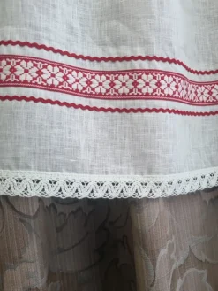 Hot Moteriška tautinė prijuostė.