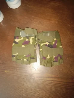 Hot motorcycle gloves