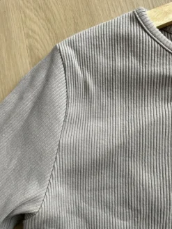 Online Muji ribbipaita