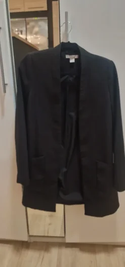 Hot H&M Musta bleiseri