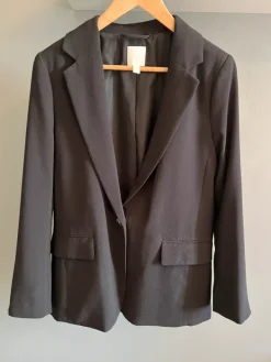 Sale H&M Musta bleiseri