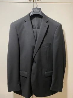 Outlet Musta dresmann puku