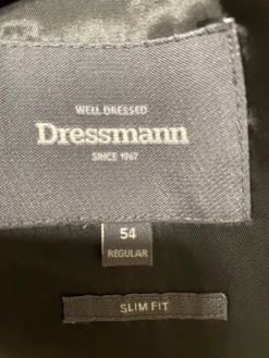 Outlet Musta dresmann puku