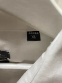 Outlet Musta dresmann puku