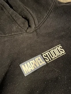 Sale H&M musta huppari black panther