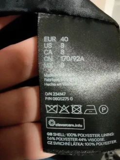 Outlet H&M Musta jakku