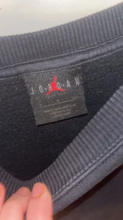 Sale Jordan Musta in paita