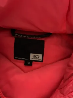 Online Musta kevyttoppatakki