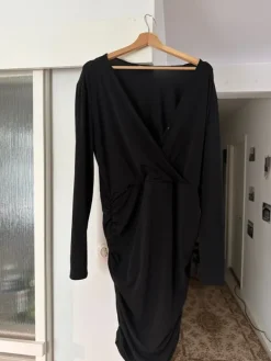 Clearance Bik Bok Musta mekko