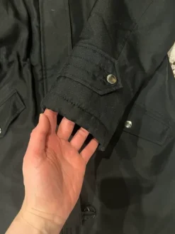 Best Musta, M-kokoinen, parka mallinen toppatakki