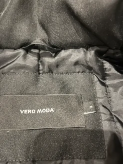 Best Musta, M-kokoinen, parka mallinen toppatakki