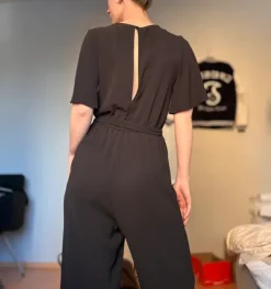 Hot Musta Monki haalari