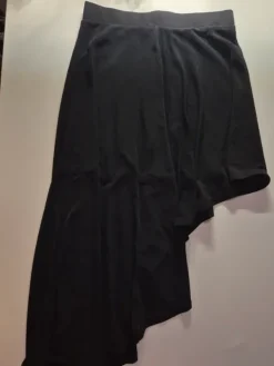 New H&M Musta mullet skirt -hame