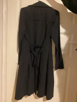 Sale Vero Moda Musta trenssitakki