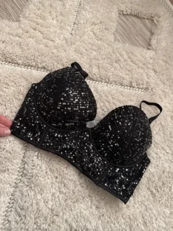 Best New Yorker Mustat paljetti rintsikat