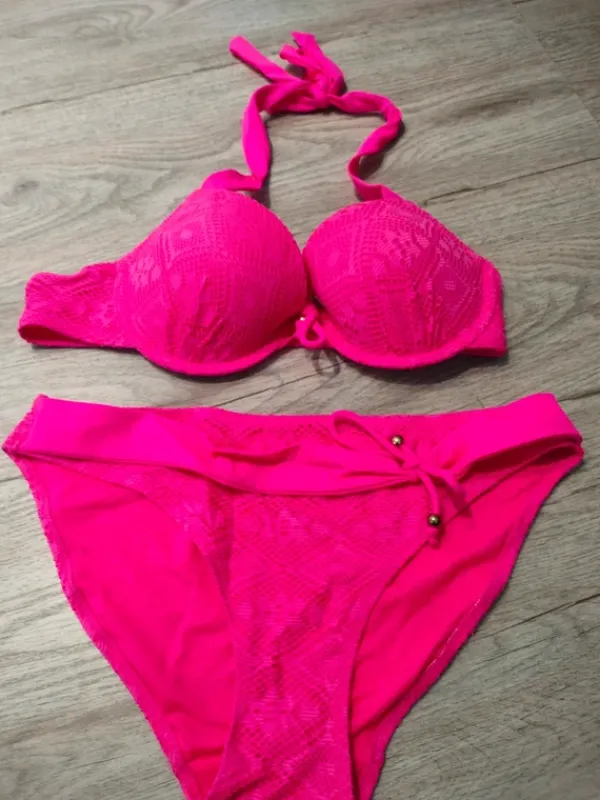 Best Naisten bikinit
