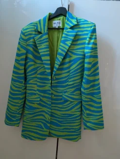 Clearance NA-KD bleiseri koko 36