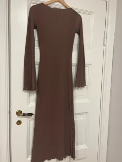 Outlet NA-KD NAKD klänning xs oanvänd