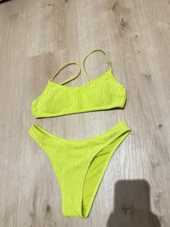Clearance Neonkeltaiset bikinit