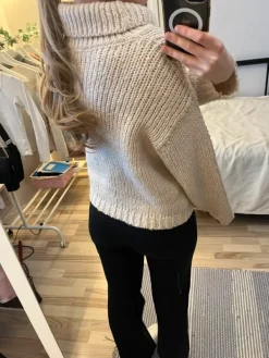 Outlet Gina Tricot Neulepaita