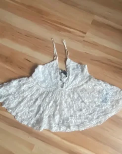 New New Yorker, amisu, biały top koronkowy M