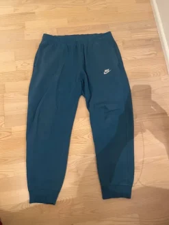 Clearance Nike college housut XL